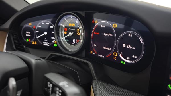 2023 Porsche 911 - Foto 18