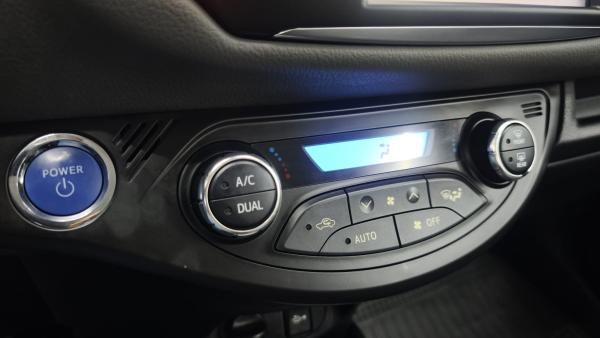 2018 Toyota Yaris - Foto 8