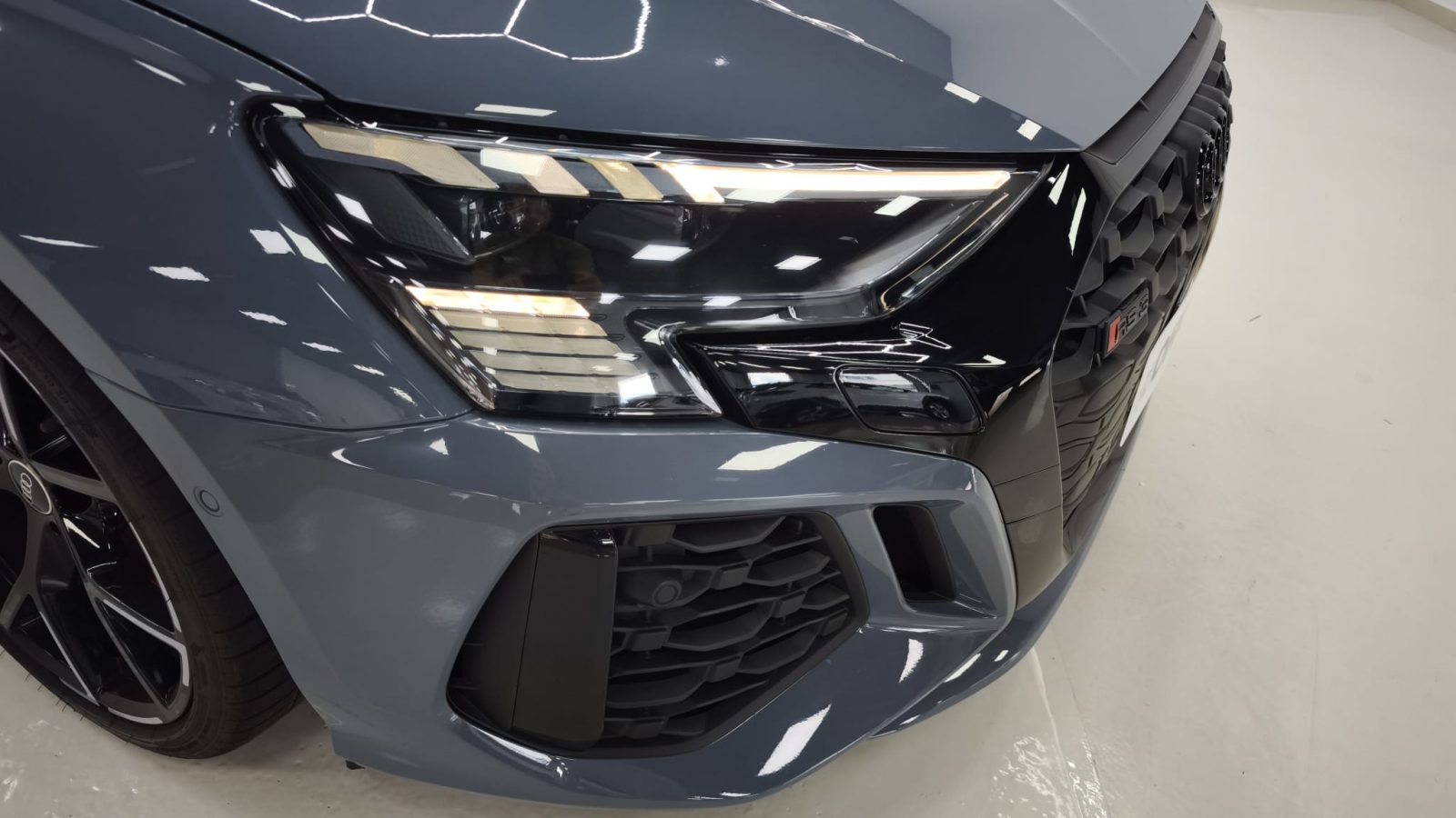 2023 Audi RS3 - Foto 3