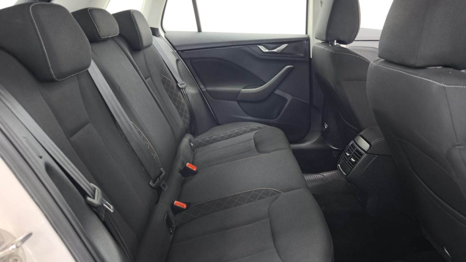2021 Skoda Kamiq - Foto 11