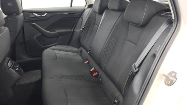 2021 Skoda Kamiq - Foto 12