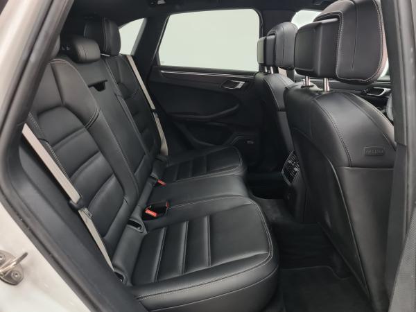 2023 Porsche Macan - Foto 16
