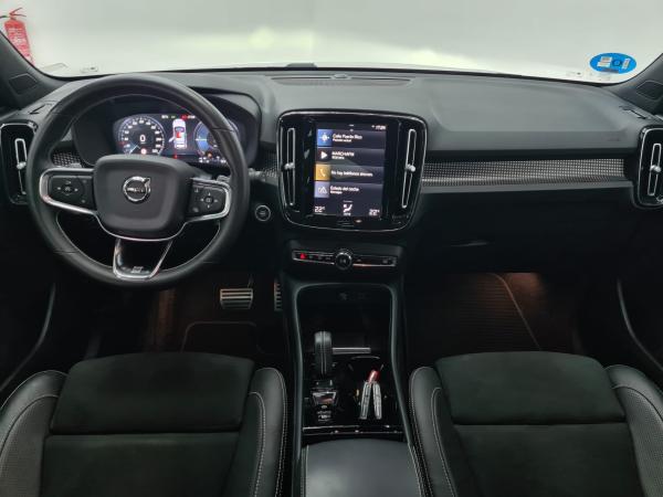 2020 Volvo XC40 - Foto 3