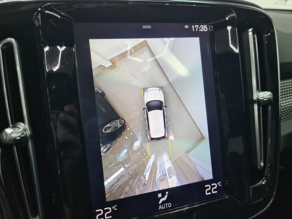 2020 Volvo XC40 - Foto 8