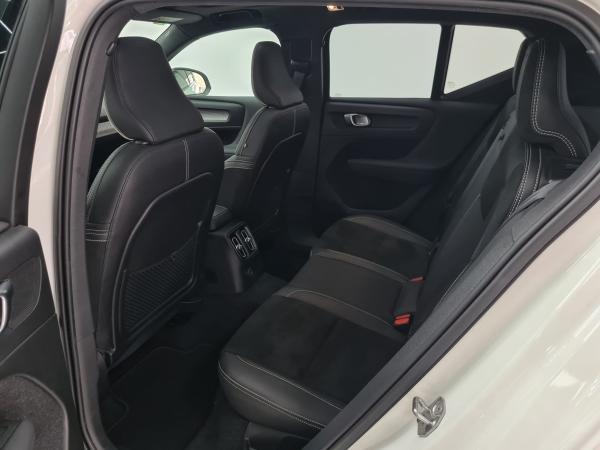 2020 Volvo XC40 - Foto 12