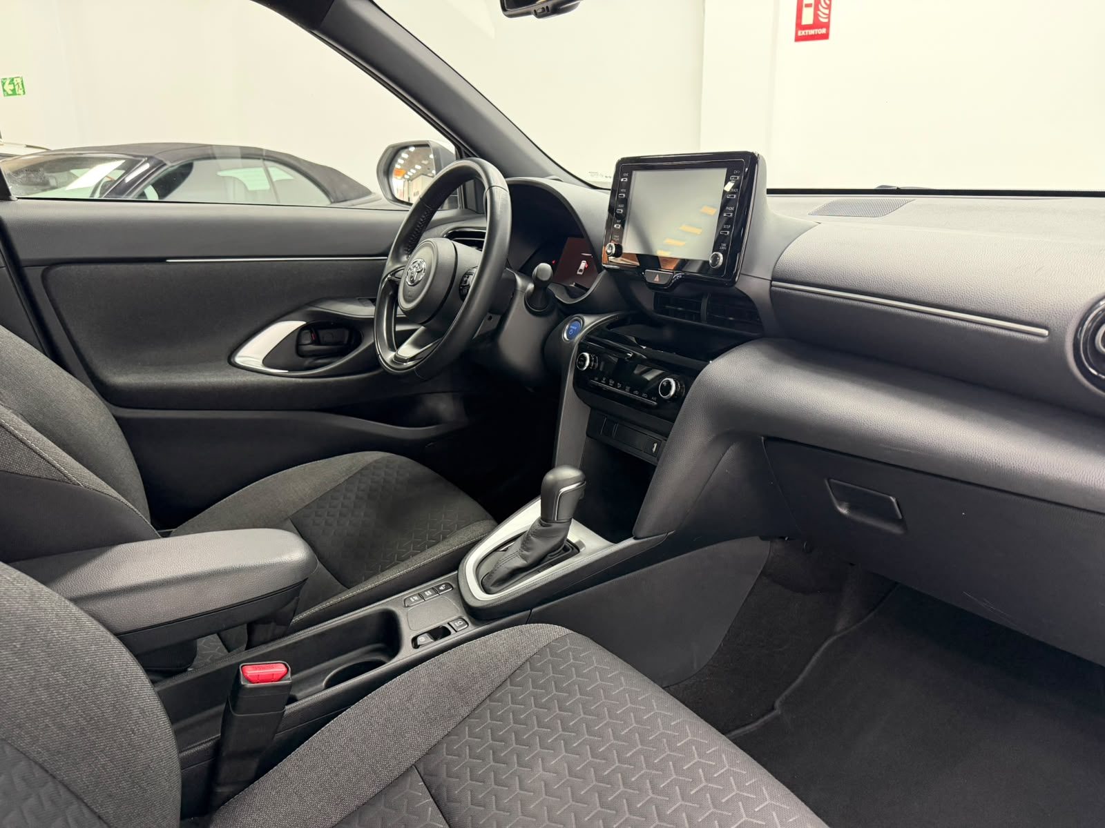2022 Toyota Yaris Cross - Foto 5