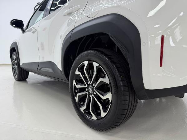 2022 Toyota Yaris Cross - Foto 11
