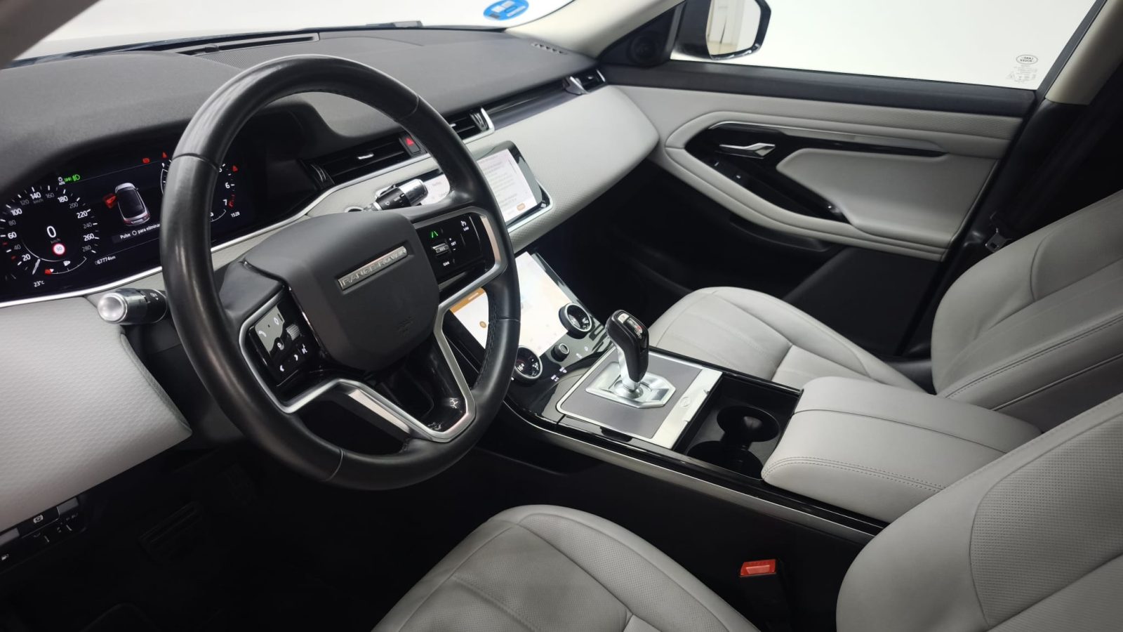 2021 Land Rover Range Rover Evoque - Photo 18