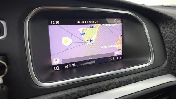2017 Volvo V40 Cross Country - Foto 9