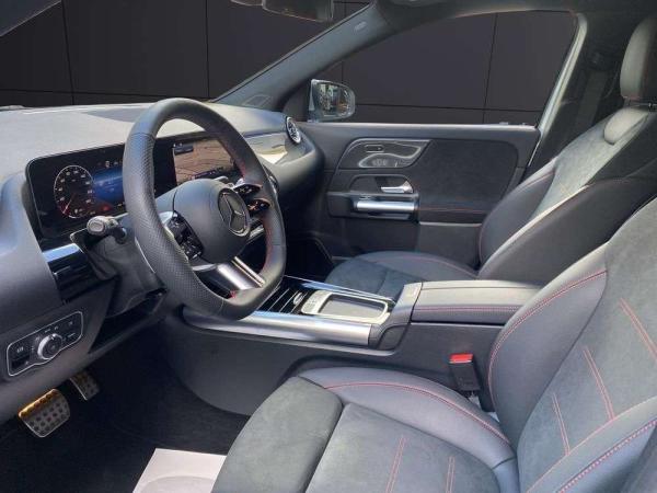 2024 Mercedes-Benz GLA - Foto 9
