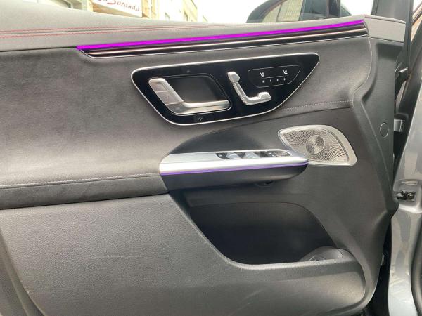 2023 Mercedes-Benz EQE SUV - Photo 16