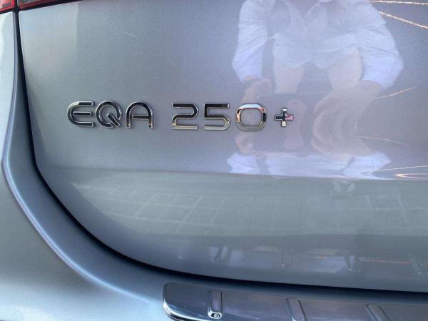 2024 Mercedes-Benz EQA - Foto 9