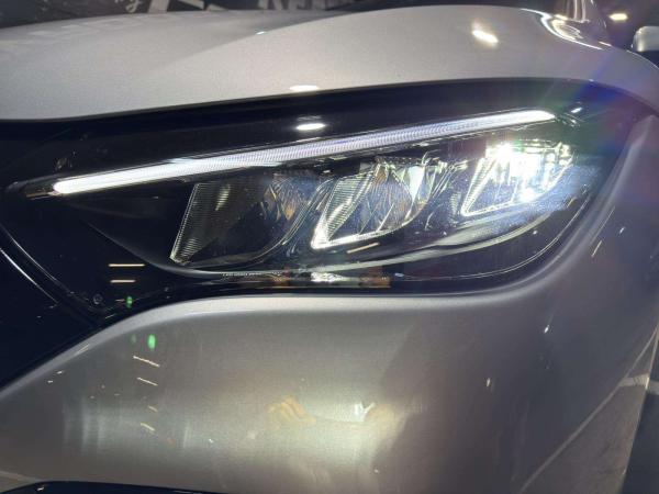 2024 Mercedes-Benz EQE - Foto 6