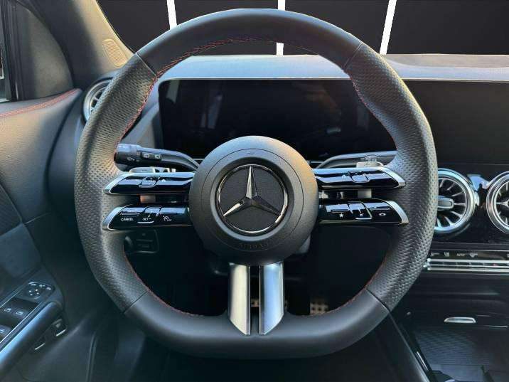 2026 Mercedes-Benz GLA - Foto 10