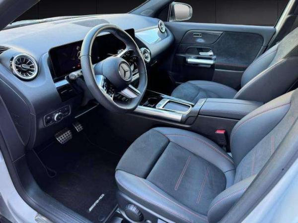 2026 Mercedes-Benz GLA - Foto 9