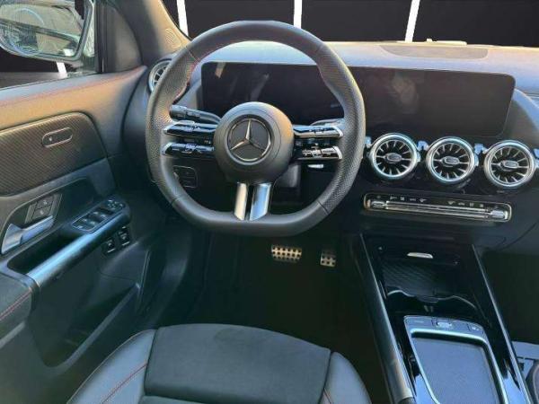 2026 Mercedes-Benz GLA - Foto 8