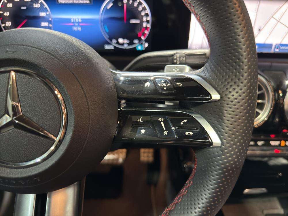 2023 Mercedes-Benz Clase A Sedan - Foto 12