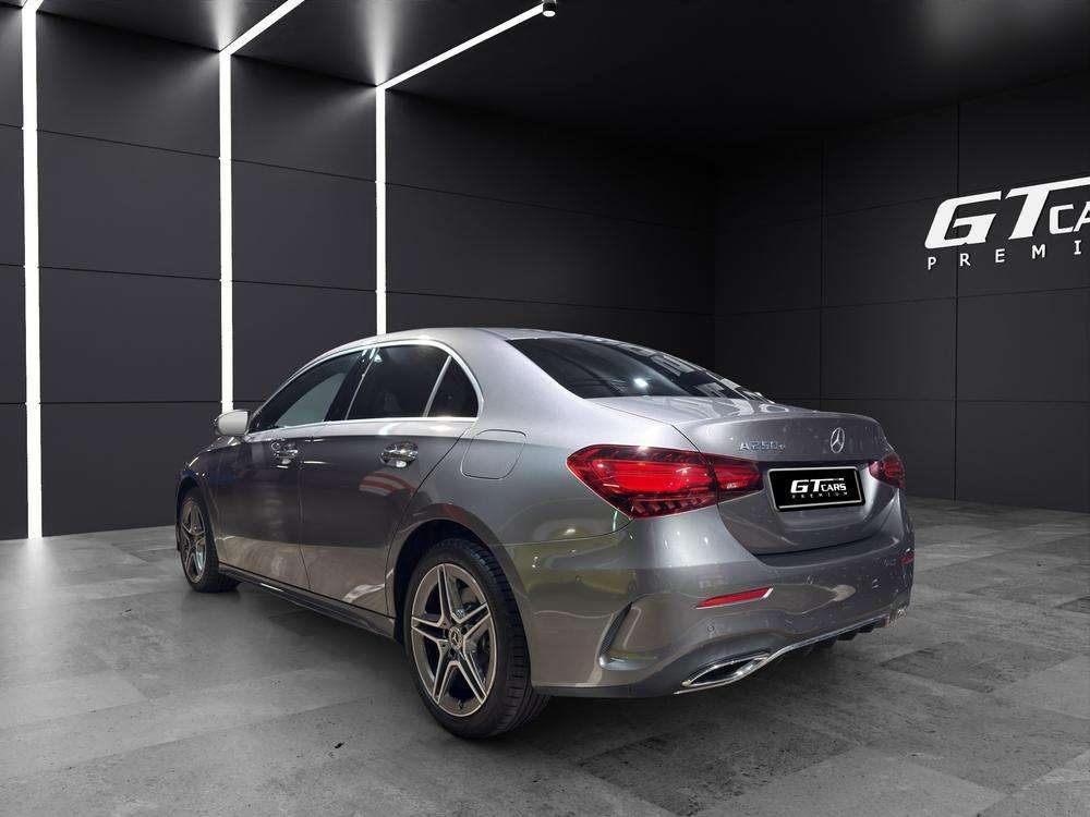 2023 Mercedes-Benz Clase A Sedan - Foto 4