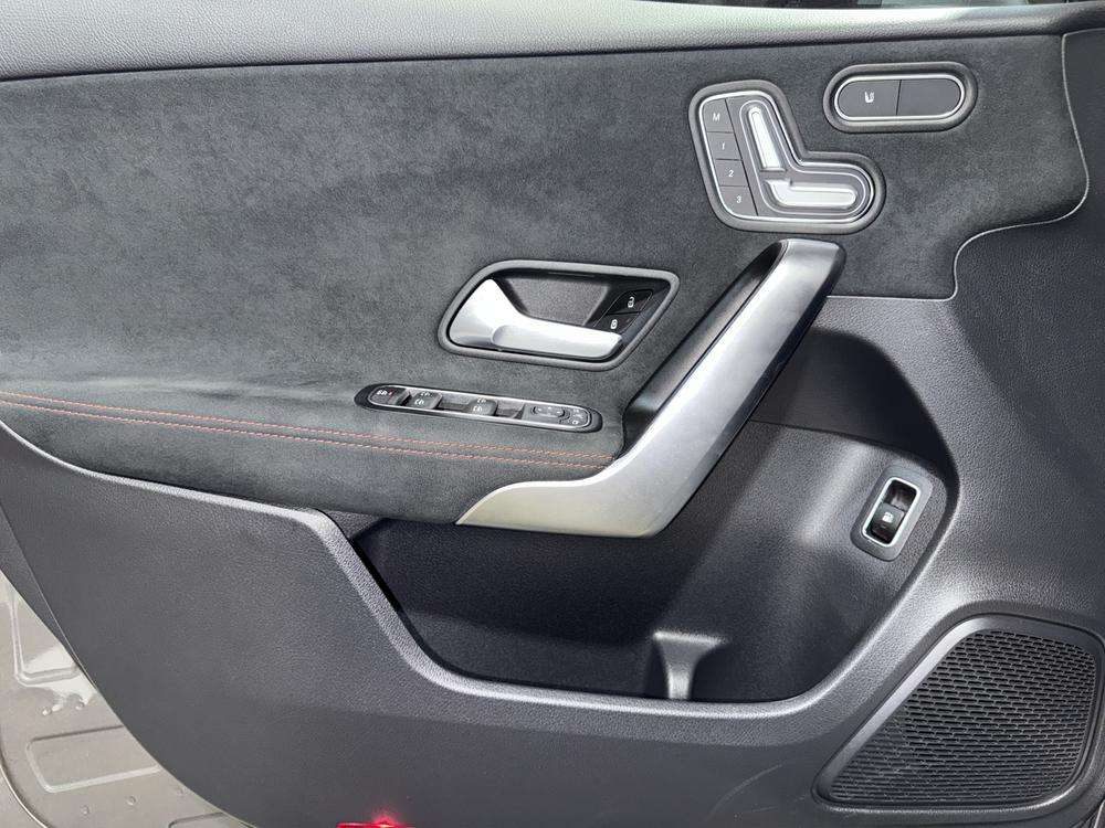 2023 Mercedes-Benz Clase A Sedan - Foto 15