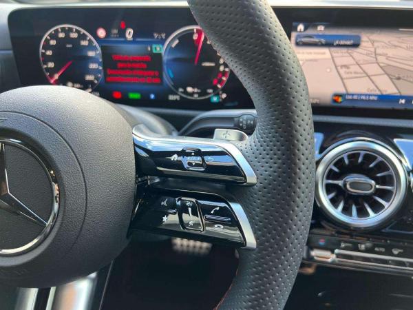 2024 Mercedes-Benz Clase A - Foto 11