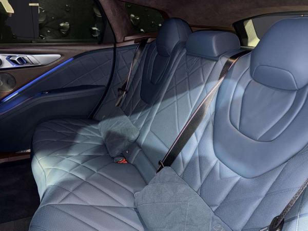 2024 BMW XM - Foto 16
