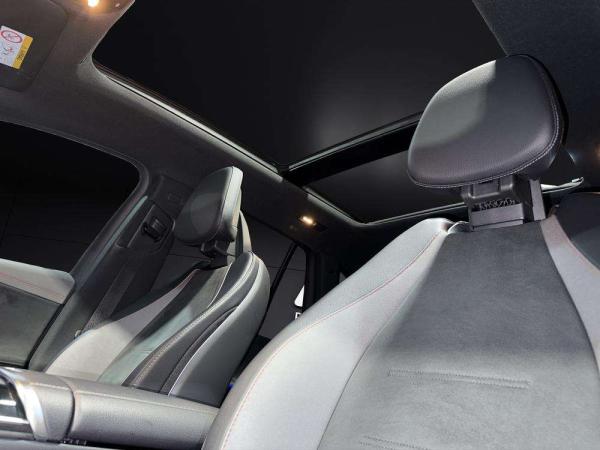 2025 Mercedes-Benz EQE SUV - Foto 17