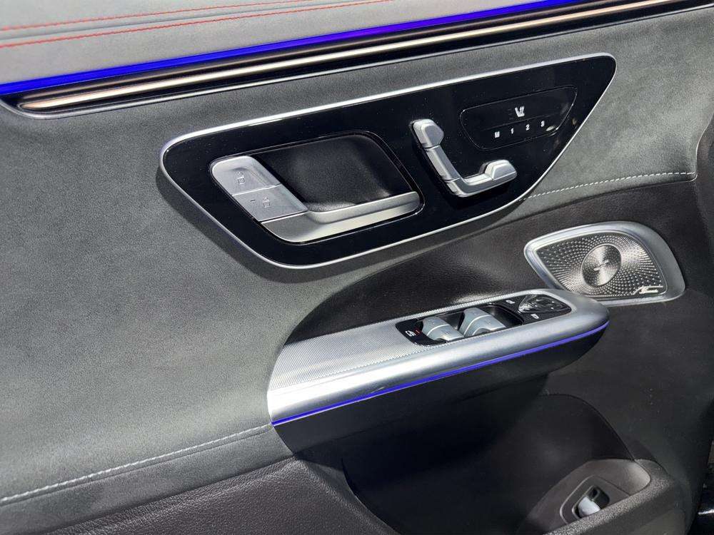 2025 Mercedes-Benz EQE SUV - Foto 15