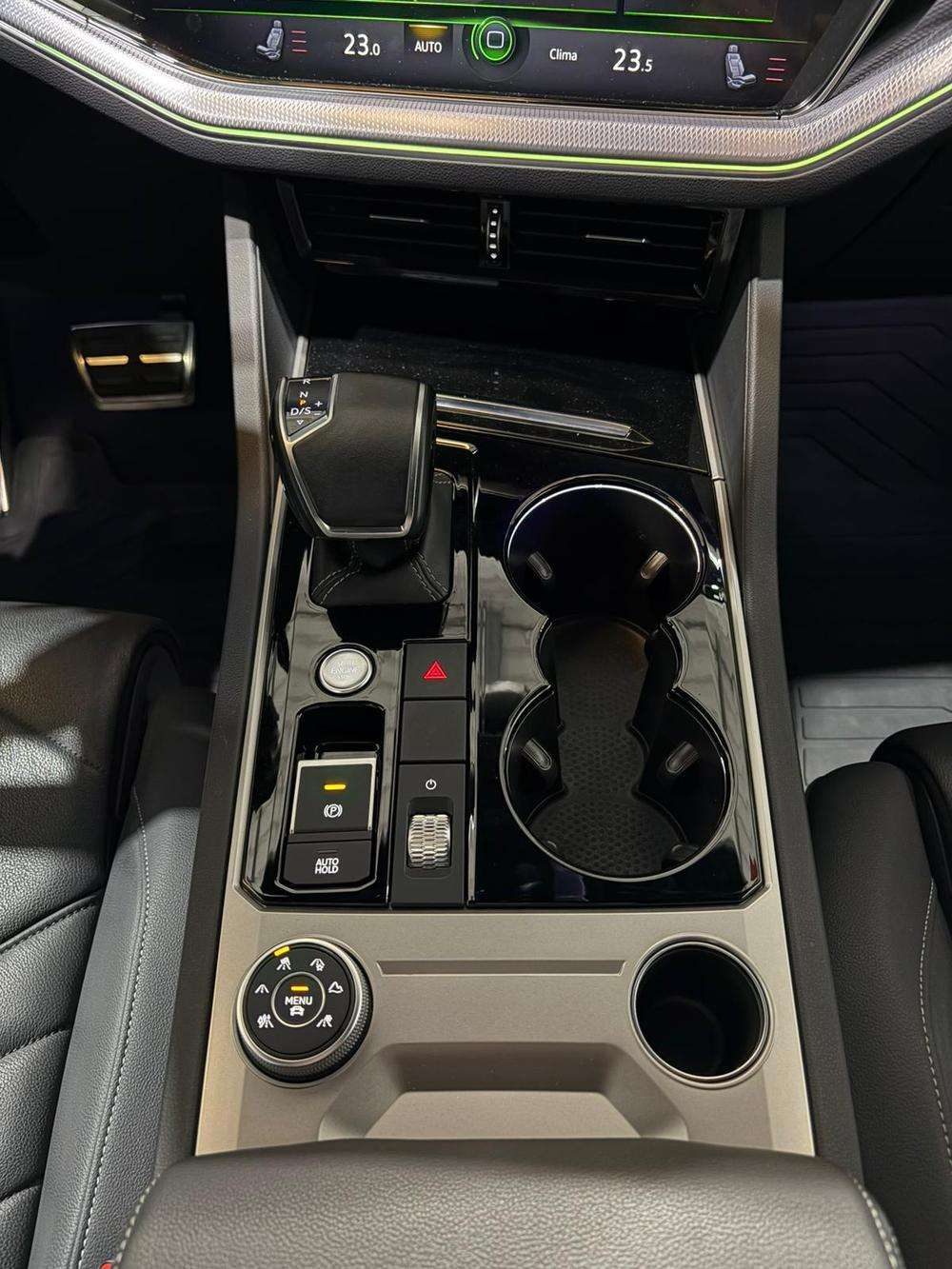 2021 Volkswagen Touareg - Foto 14