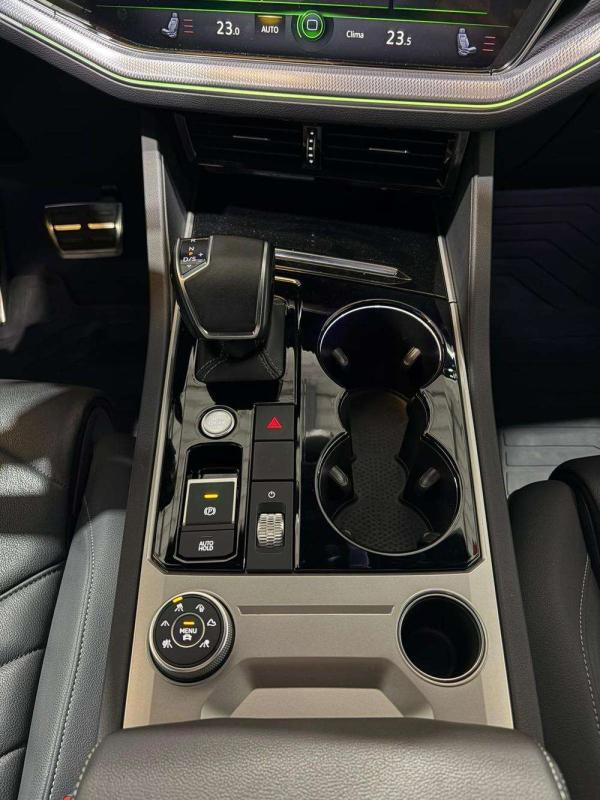 2021 Volkswagen Touareg - Foto 14