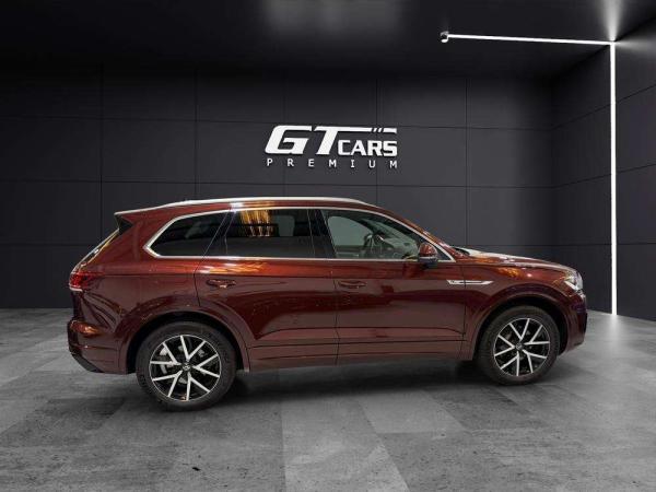 2021 Volkswagen Touareg - Foto 2