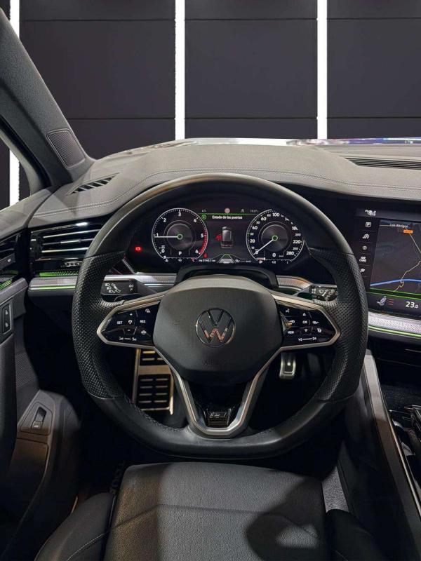 2021 Volkswagen Touareg - Foto 11