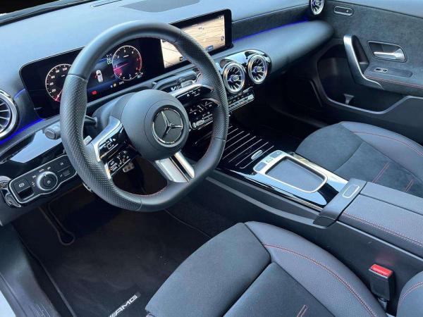 2025 Mercedes-Benz Clase A Sedan - Foto 7