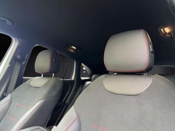 2025 Mercedes-Benz Clase A Sedan - Foto 16