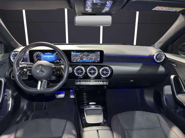2025 Mercedes-Benz Clase A Sedan - Foto 10