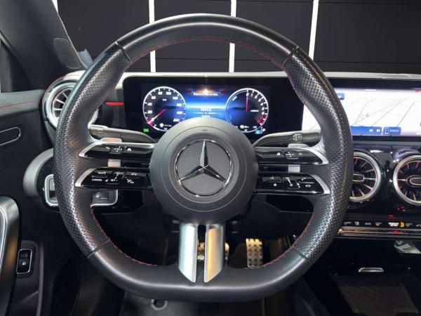 2025 Mercedes-Benz CLA - Foto 8