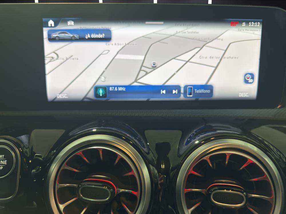 2025 Mercedes-Benz CLA - Foto 11