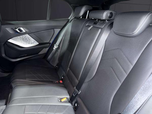 2024 BMW Serie 1 - Foto 16