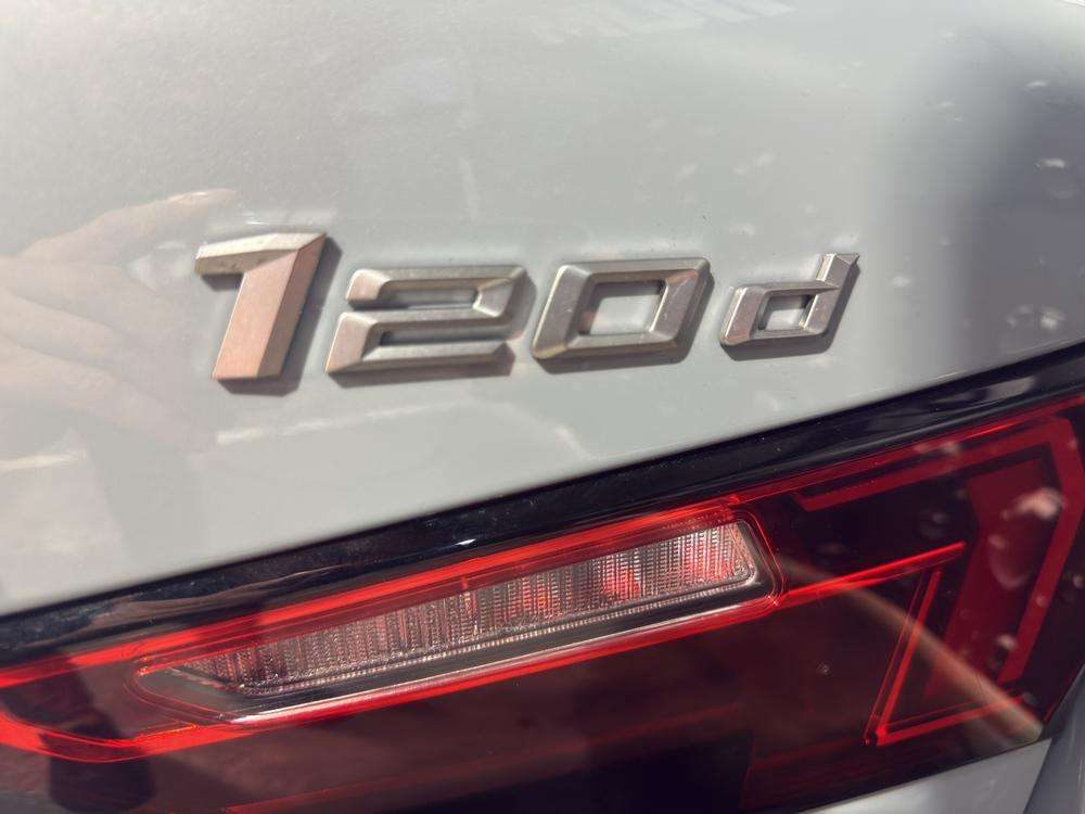 2025 BMW Serie 1 - Foto 9