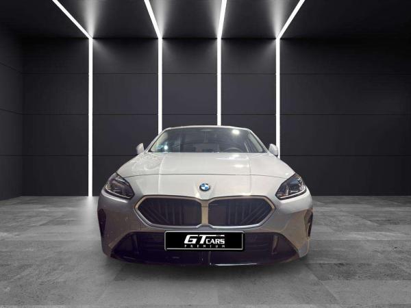 2025 BMW Serie 1 - Foto 5