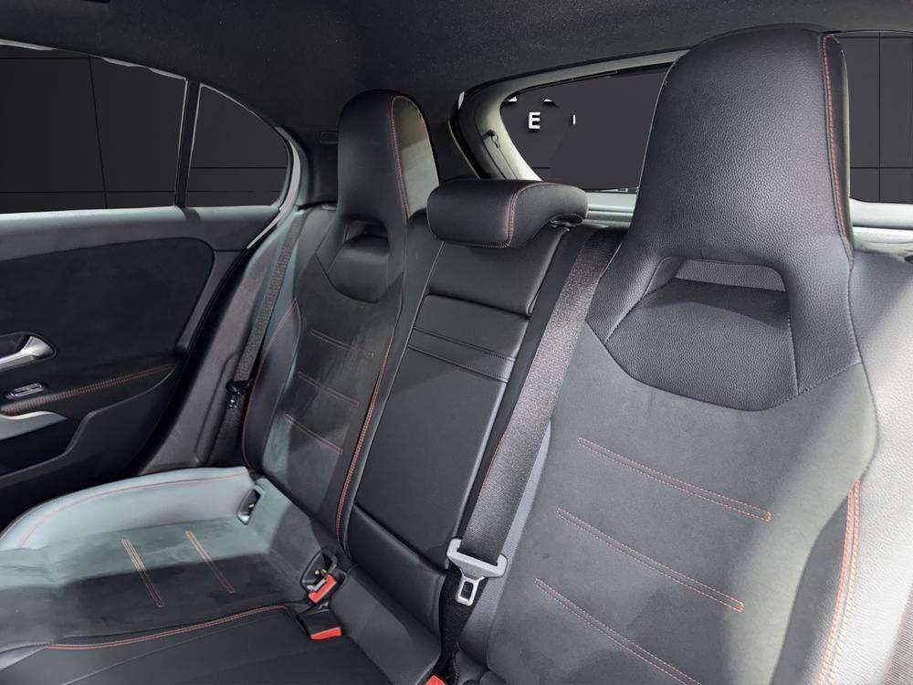 2021 Mercedes-Benz Clase A - Foto 17