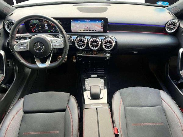 2022 Mercedes-Benz Clase A - Foto 8