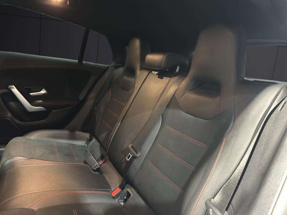 2021 Mercedes-Benz CLA - Foto 16