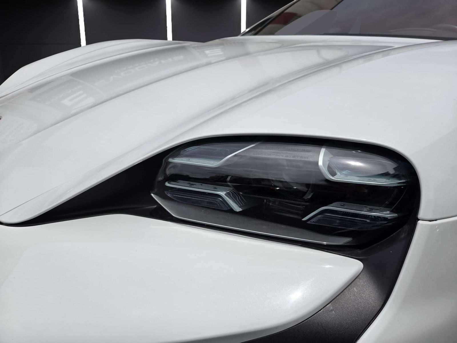 2022 Porsche Taycan - Foto 8