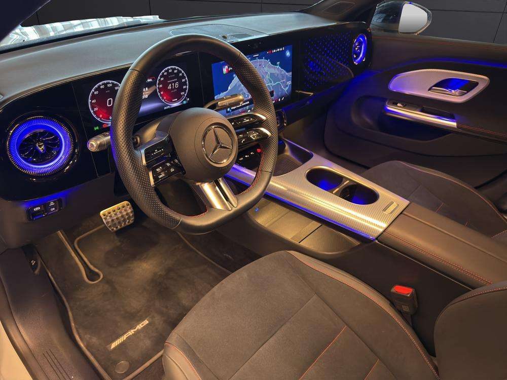 2025 Mercedes-Benz CLA - Foto 8