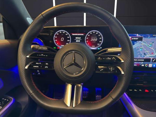 2025 Mercedes-Benz CLA - Foto 10