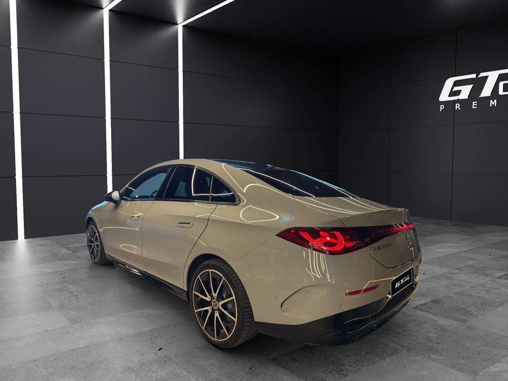 2025 Mercedes-Benz CLA - Foto 3