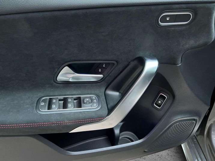 2020 Mercedes-Benz Clase A - Foto 14