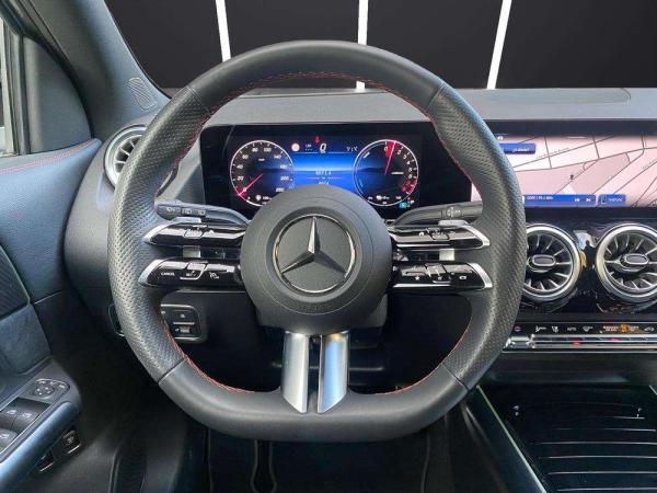 2026 Mercedes-Benz GLA - Foto 8