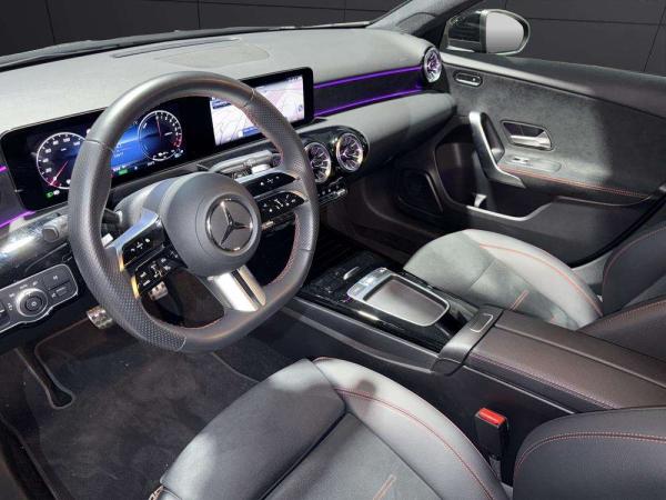 2026 Mercedes-Benz Clase A - Foto 9