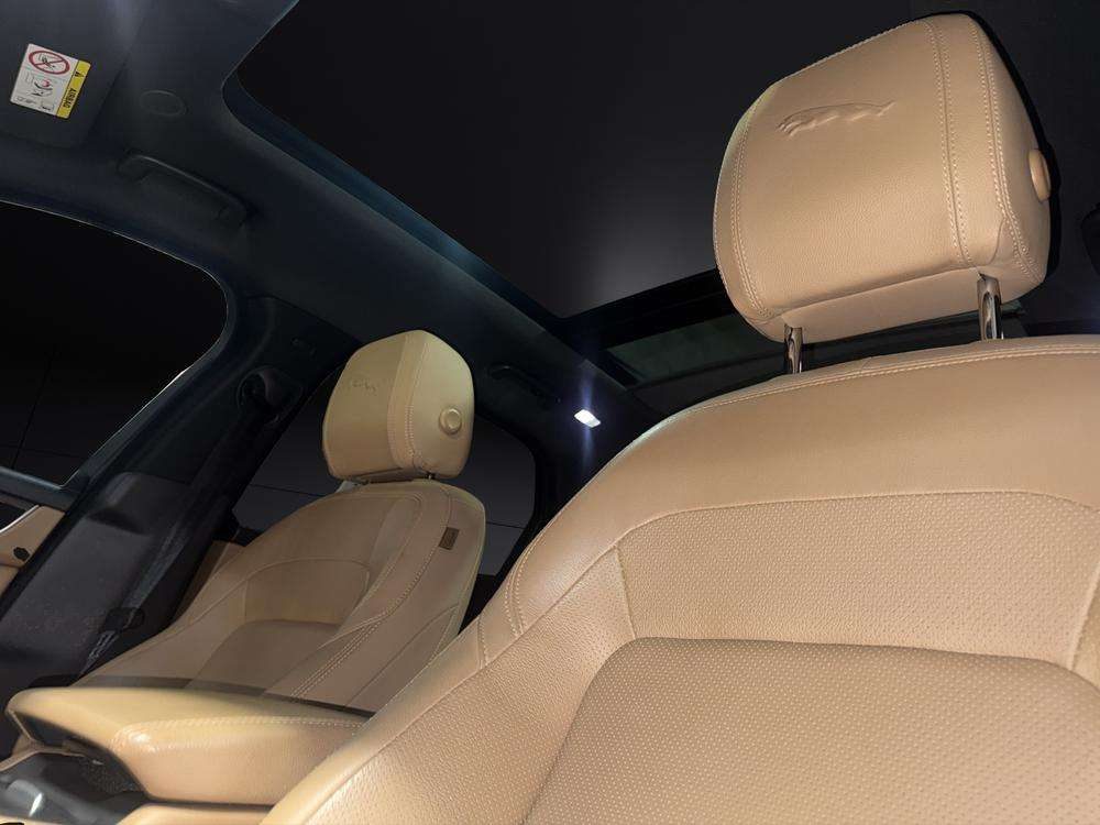 2021 Jaguar Fpace - Foto 16
